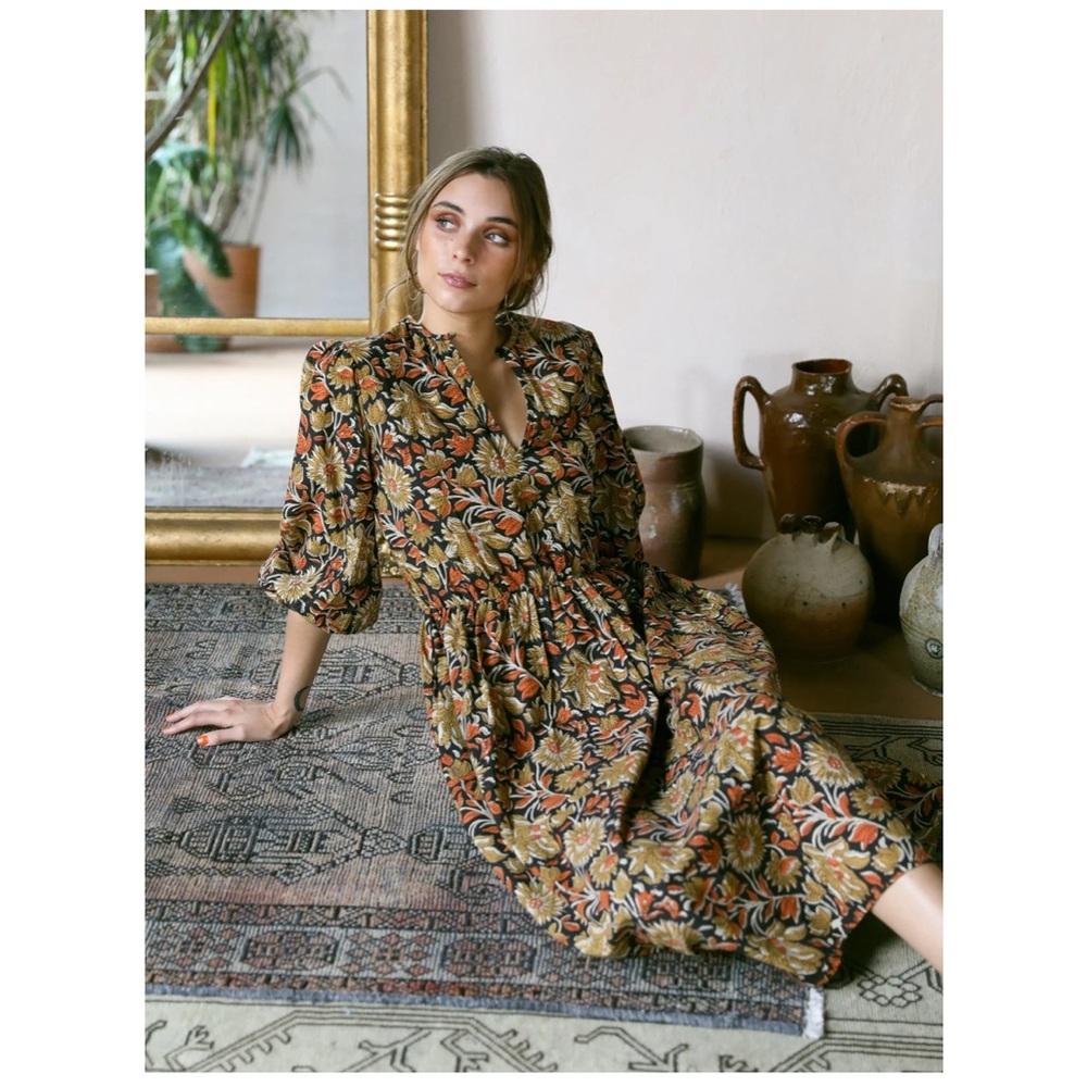 Mille Celeste Dress in Sunset Floral size XS